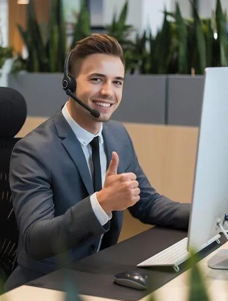 Remodeling specialist offering a free phone consultation